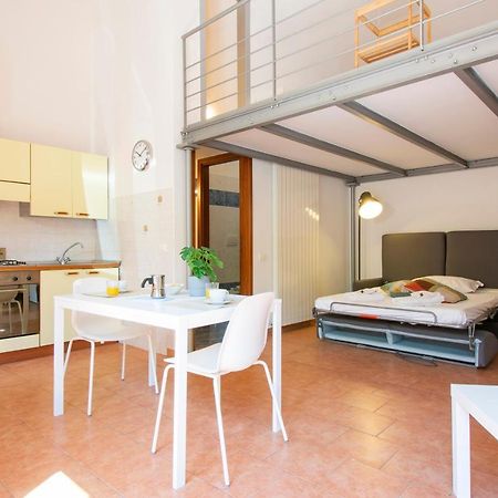 Altido Colorful Studio For 4 Near Leaning Tower With Parking Apartment Pisa Exterior photo